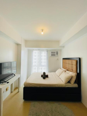 * *D2 Central Location Condo